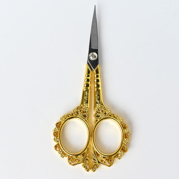 Retro Rose Golden Nail Scissors - Image 4
