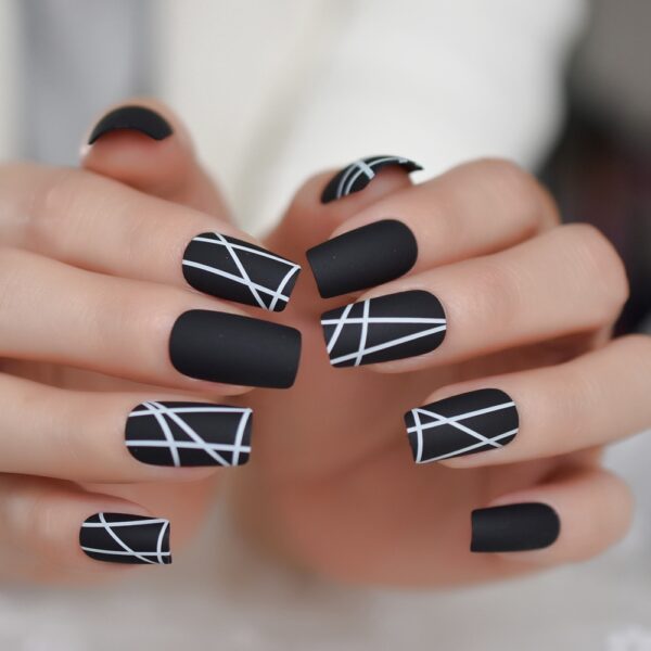 Matt Black Medium Square Fake Nails - Image 3