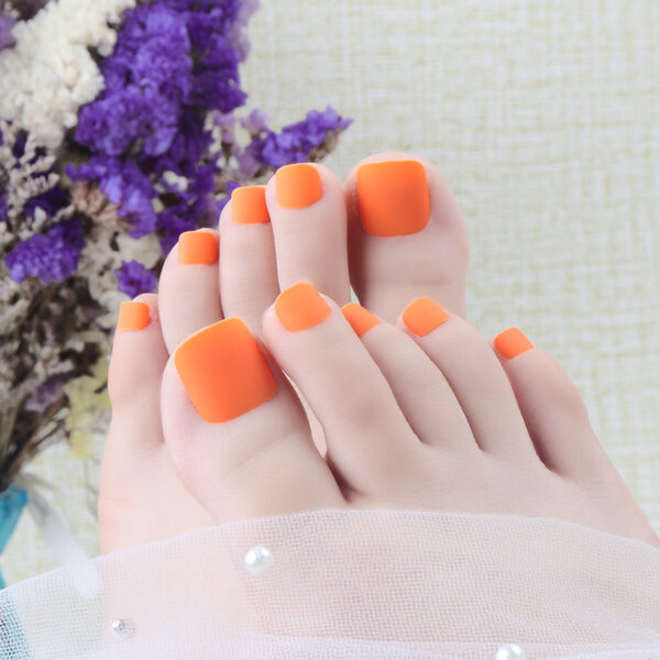 24Pcs White Matte Full Cover Press-On Toenails with Glue - Image 3
