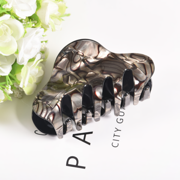 Large Floral Acrylic Hair Clips - Image 7