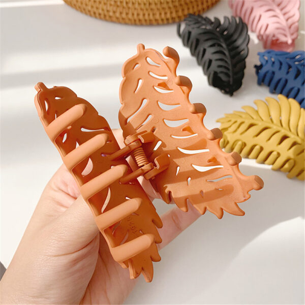 Solid Color Large Claw Hair Clip - Image 5