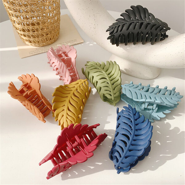 Solid Color Large Claw Hair Clip - Image 3