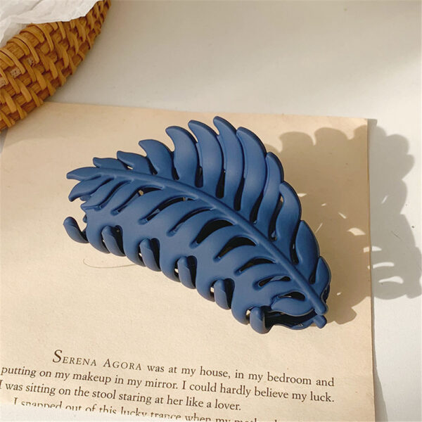 Solid Color Large Claw Hair Clip - Image 6