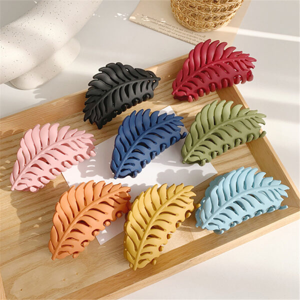 Solid Color Large Claw Hair Clip - Image 2