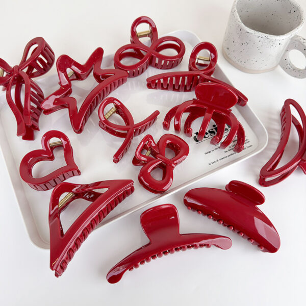 Elegant Red Geometry Hair Claw for Women - Image 6