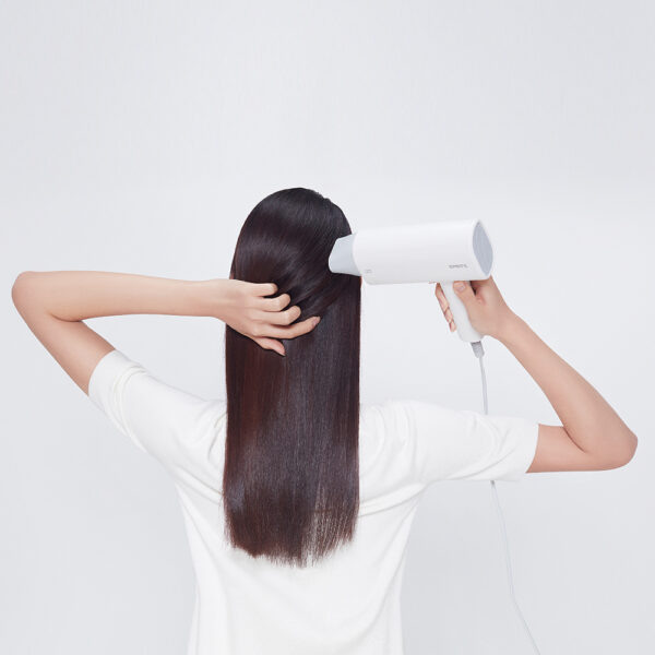Compact Travel Hair Dryer - Image 3