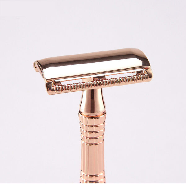 Classic Dual Edge Safety Razor Set - Image 4