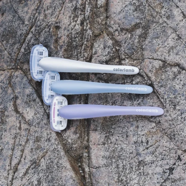 Women’s Razor with 5-Layer Skincare Blades - Image 3