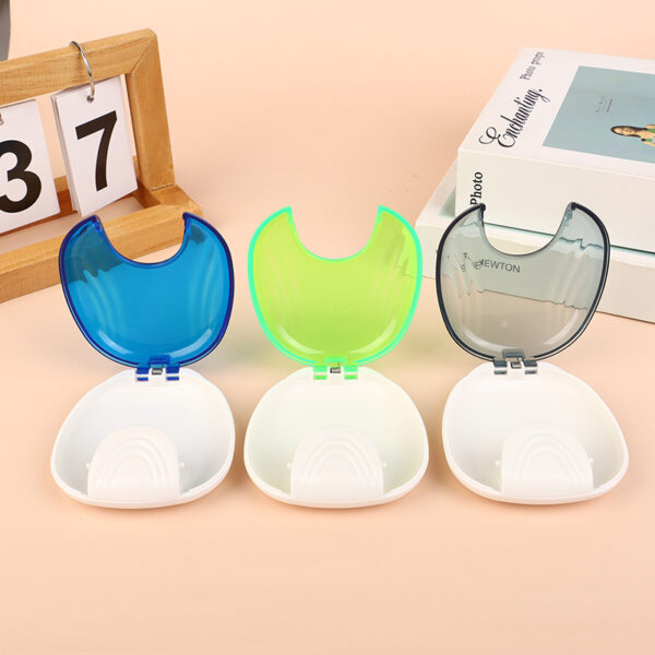 Press-to-Open Dental Retainer Denture Storage Box - Image 4
