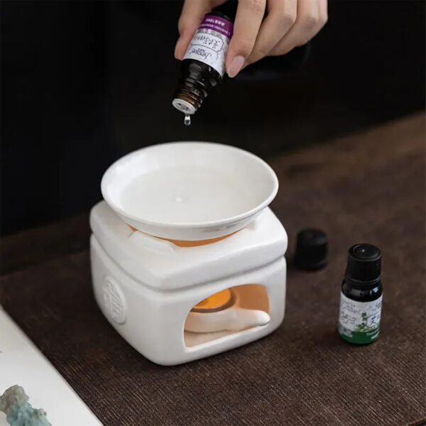 White Porcelain Essential Oil Furnace - Image 3