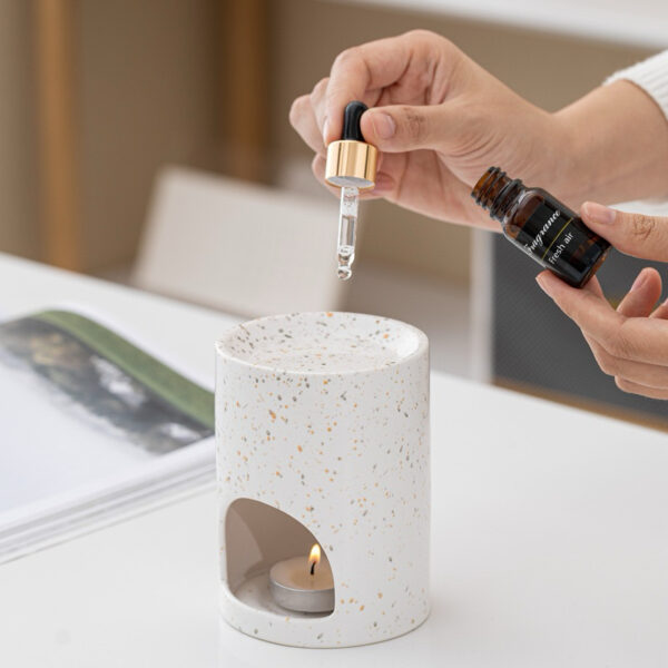 White Porcelain Cylinder Aroma Burner - Image 3