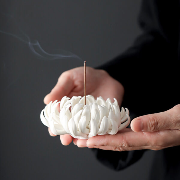 Chrysanthemum Ceramic Incense Burner - Image 4