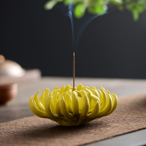 Chrysanthemum Ceramic Incense Burner - Image 3