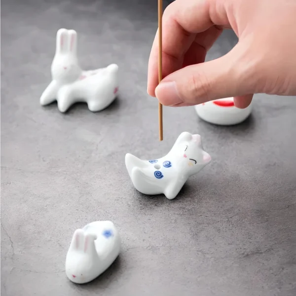 Japanese Style Cartoon Rabbit and Kitten Incense Holder - Image 3