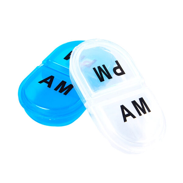 Compact Pill Organizer with Tablet Splitter - Image 5