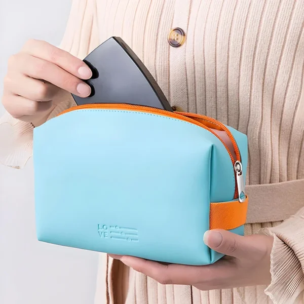 Waterproof PU Women’s Cosmetic Bag - Image 4