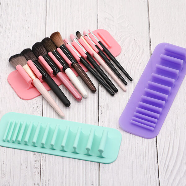 Wall-Mounted Silicone Makeup Brush Holder - Image 3