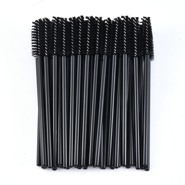 Disposable Mascara Wands Set - Image 3