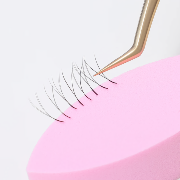 Reusable Eyelash Practice Sponges - Image 3