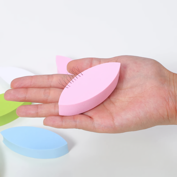 Reusable Eyelash Practice Sponges - Image 4