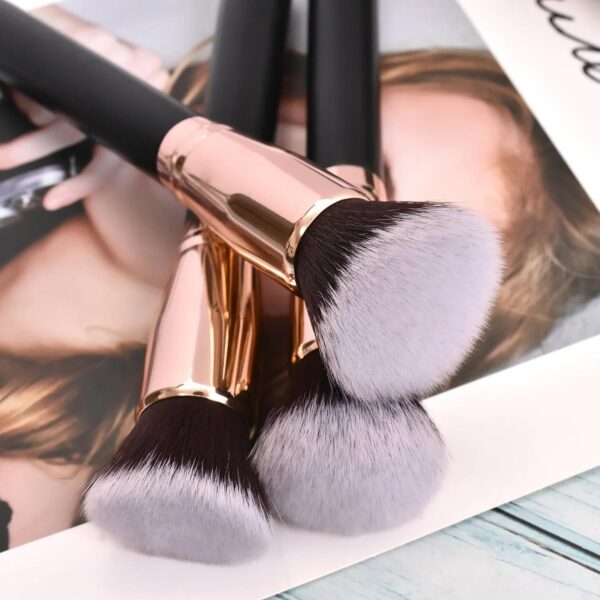Professional Cosmetic Beauty Makeup Brush Set - Image 3