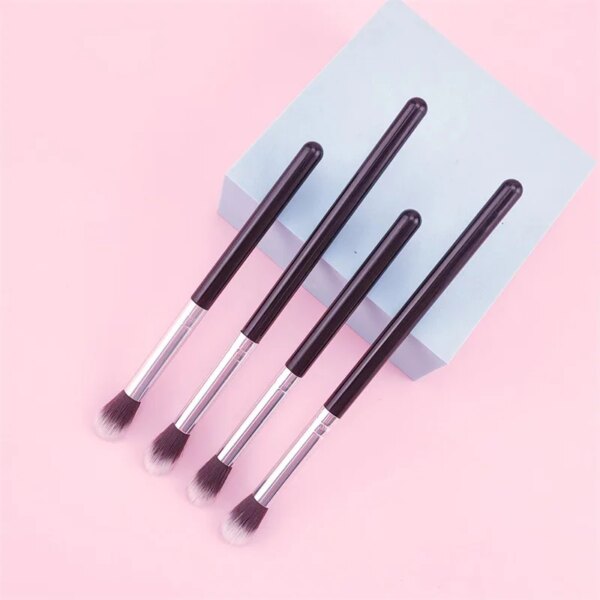 Precision Nose Shadow and Highlighter Brush - Image 5