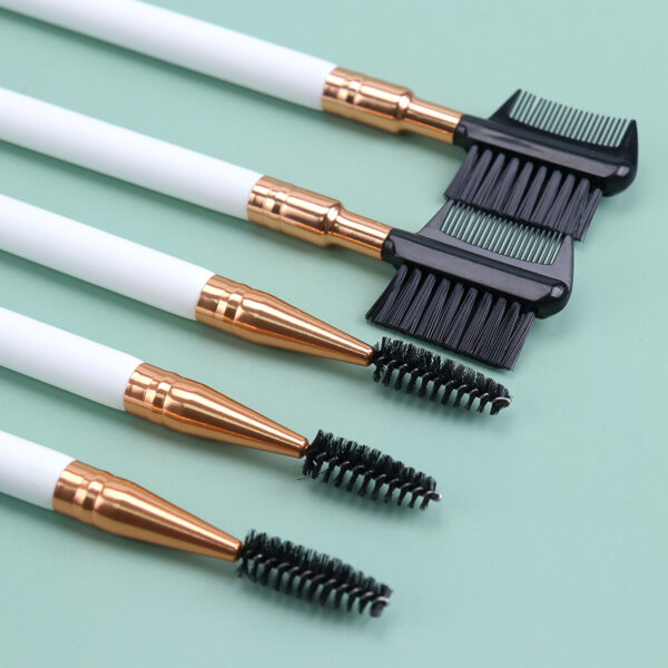Double Ended Eyebrow and Eyelash Comb Brush - Image 9