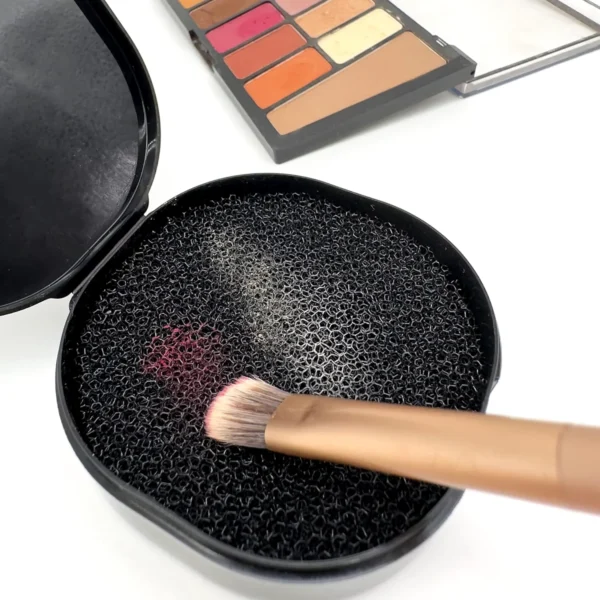 Makeup Brush Cleaner Sponge - Image 2