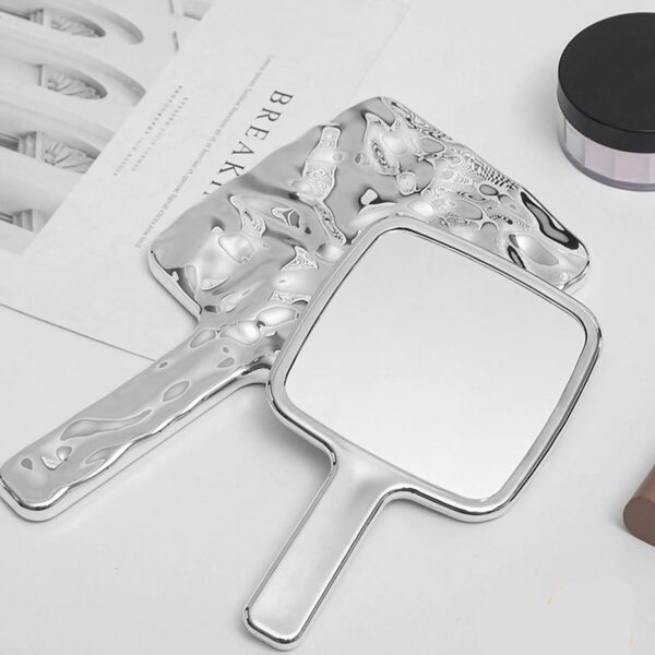 Portable Retro Style Handheld Makeup Mirror - Image 2