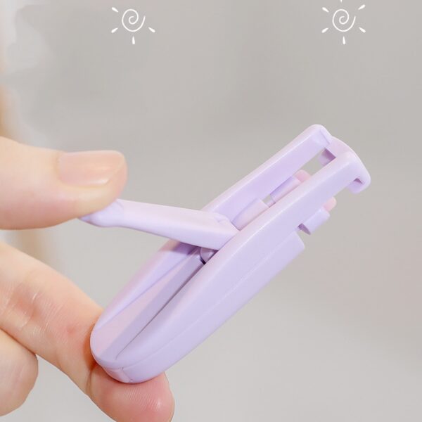 Cat Claw Wide Angle Eyelash Curler - Image 6