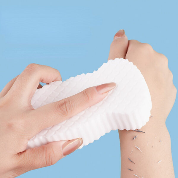 3D Fish Scale Body Cleaning Bath Sponge - Image 3