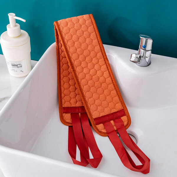 Exfoliating Bath Towel for Deep Cleansing - Image 3