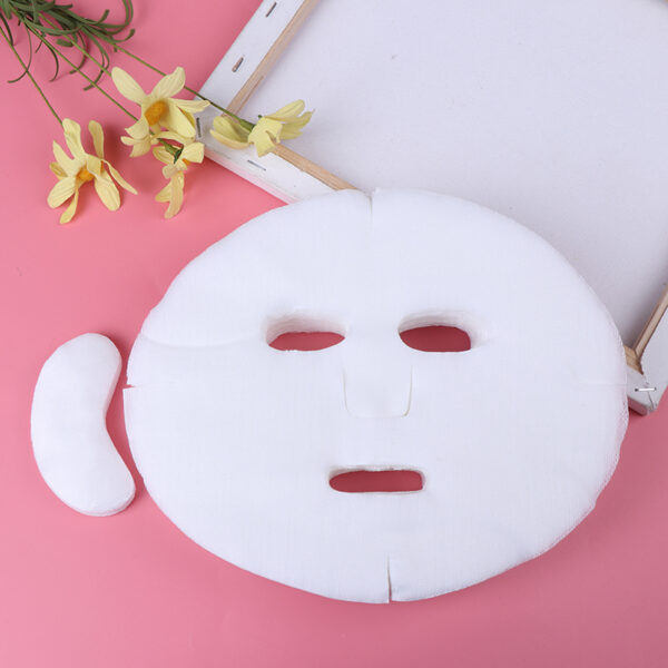 100pcs White DIY Soft Breathable Cotton Facial Mask Sheets - Image 2