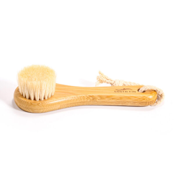 Exfoliating Bamboo Facial Cleansing Brush - Image 5